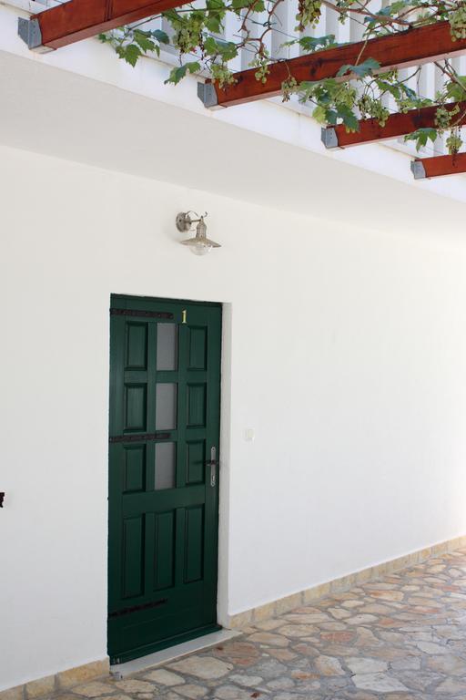 Apartments Vila Oksana 麦米科 客房 照片